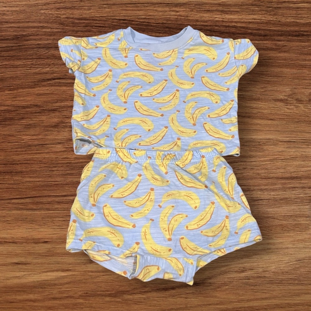 Banana short sleeve shirt and short set | 3-6 months